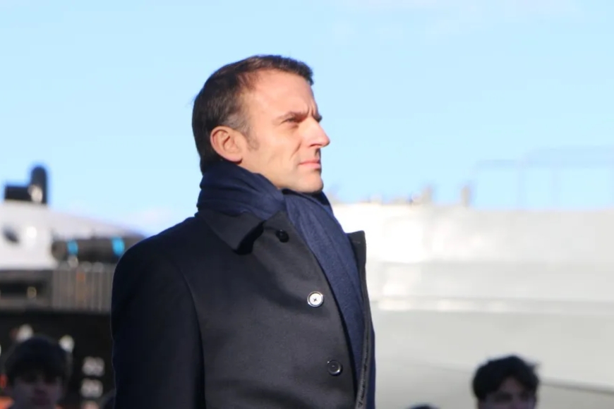 France : Emmanuel Macron félicite Fousseynou Cissé, qui a sauvé six personnes d'un incendie à Paris