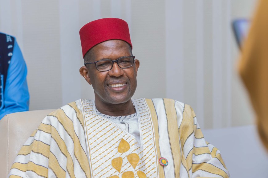 Le ministre Daffé dans Mali Kura Taasira 3 : Construire le mali de demain avec des citoyens pétris de valeurs d'humanisme et de dignité irrécusable