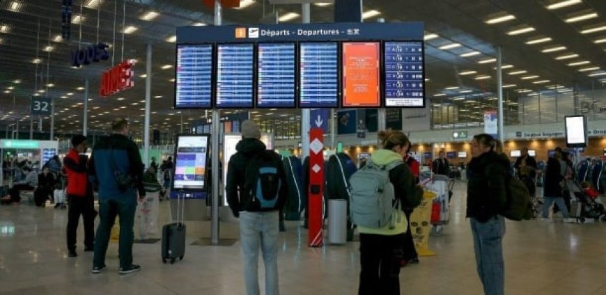 France: un millier de vols annulés au deuxième jour de grève de contrôleurs aériens