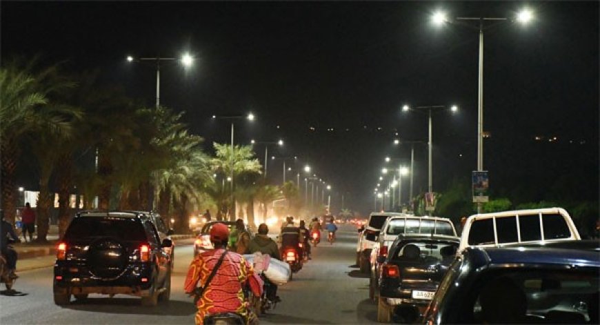 Œuvres sociales du Président de la Transition : La ville de Bamako de plus en plus éclairée
