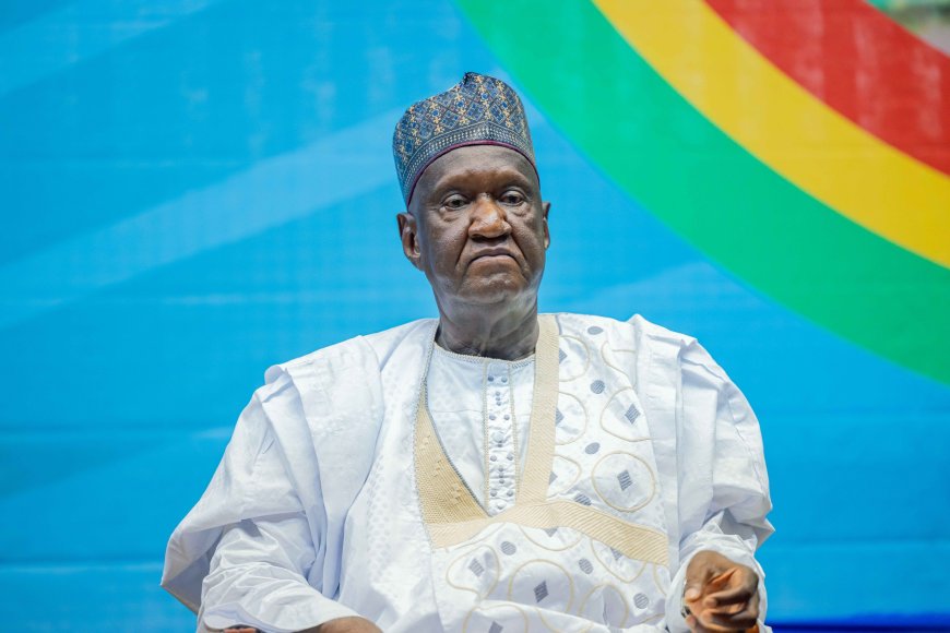 Commission de rédaction du projet de Charte pour la paix et la réconciliation nationale : Des hommages rendus au président Ousmane Issoufi Maïga