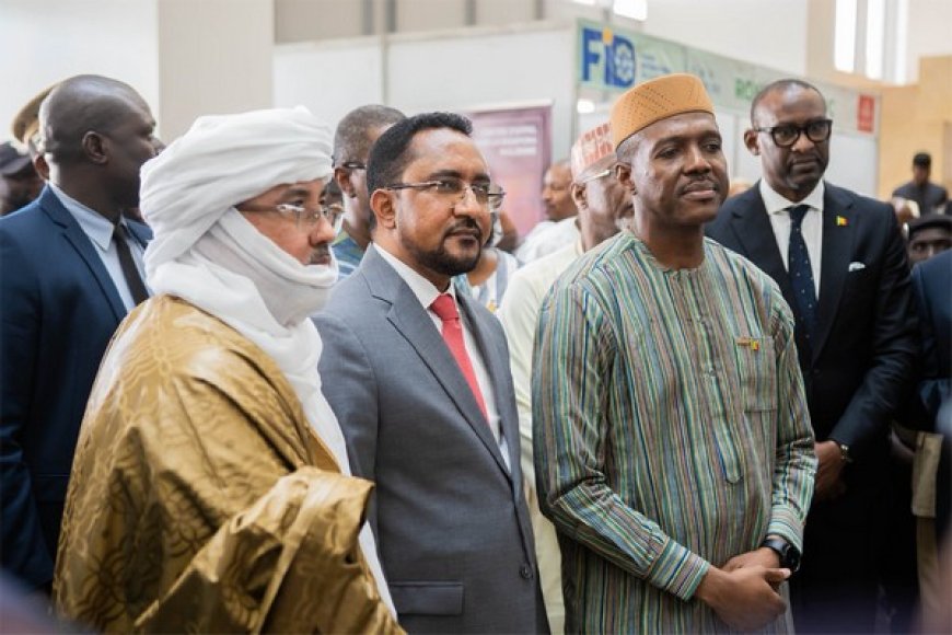 Le General  Abdoulaye Maïga a l'ouverture du forum international de la diaspora (FID) : "Ce grand rendez-vous est un acte d'amour pour le Mali" "La diaspora malienne a transféré environ 700 milliards de F CFA en 2023"
