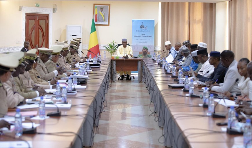 Mali : Le Premier ministre échange avec les gouverneurs sur les priorités régionales