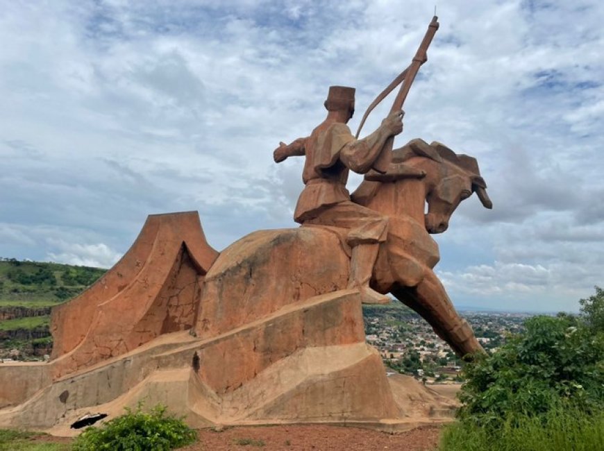 Les monuments de Bamako : Et si l'on expliquait le langage de ces  richesses culturelles aux jeunes?