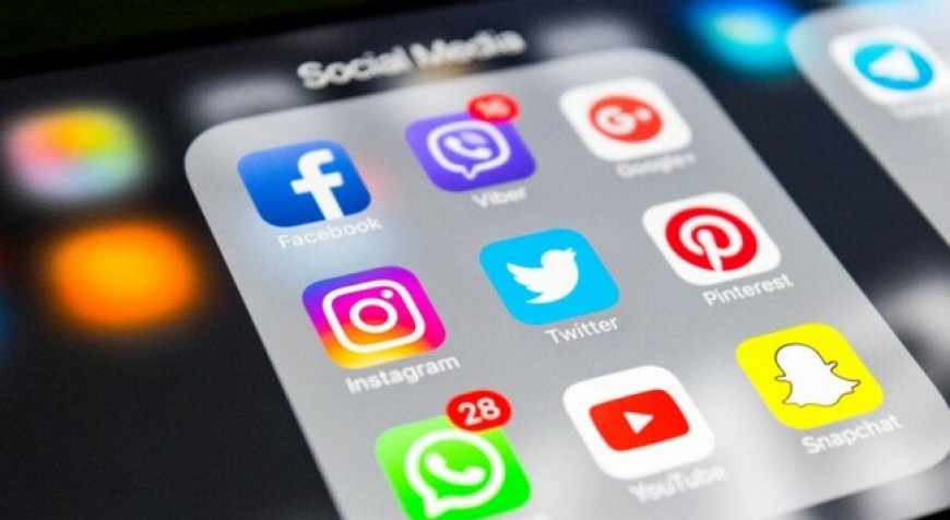 Vendre sur les réseaux : Quand le commerce en ligne transforme le quotidien des Maliennes