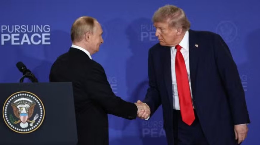 Le sommet Trump-Poutine en Alaska se termine sur des sourires mais sans accord sur la guerre en Ukraine