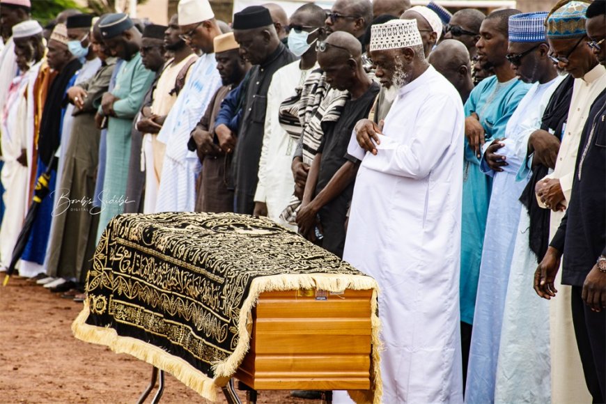 Djiguiba Keïta aux obsèques du président du PARENA : "Tiébilé Dramé fut de ceux qui, au prix de leur jeunesse, de leur liberté ont forgé la conscience politique de générations entières"