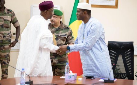 À l’heure du Mali : La «cuillère de la résistance»