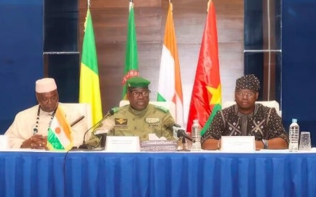 Mali, Burkina, Niger: vers un retrait de la CPI et une justice sahélienne autonome?