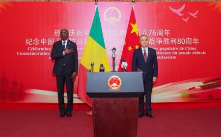 Le chargé d'affaires de l'ambassade de Chine, Liu Kaiyuan lors de la célébration du 76e anniversaire de la fondation de la République populaire de chine : "La Chine est disposée à œuvrer avec le Mali  pour renforcer la confiance et le soutien mutuels, approfondir la coopération gagnant-gagnant…"