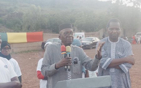 Célébration  65e Anniversaire de l’Indépendance par le réseau des jeunes citoyens Yereko à Woyowayanko