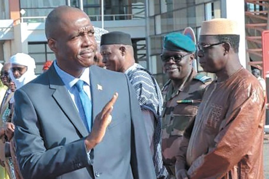 Le Premier Ministre Malien Abdoulaye Maïga Est Arrivé à New York Pour la 80e Assemblée Générale de l'ONU