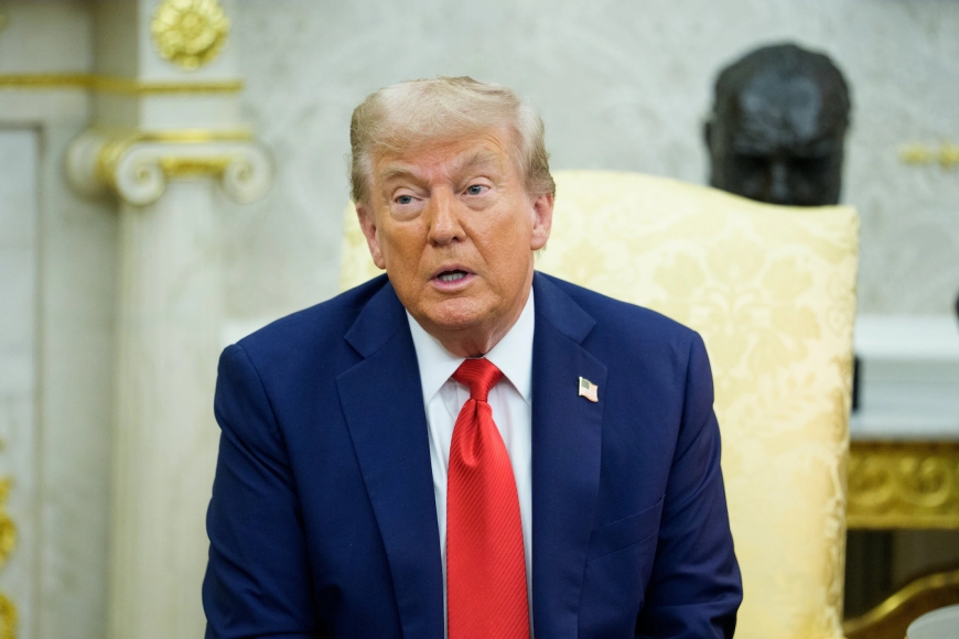 “Je ne suis pas encore passé aux phases 2 et 3”: Trump menace Poutine avant un entretien avec Zelensky