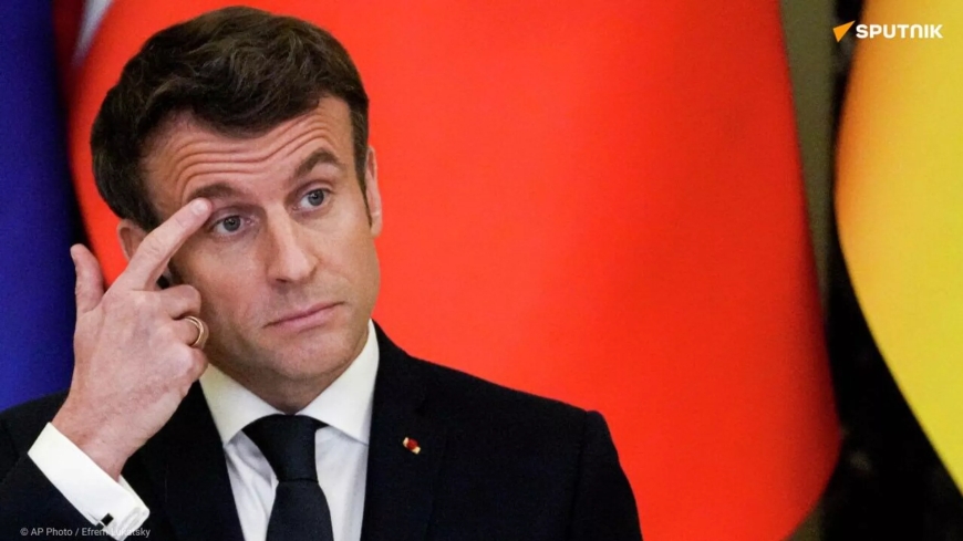 Macron joue sur l'Ukraine "pour pallier les insuffisances de sa politique", selon un expert