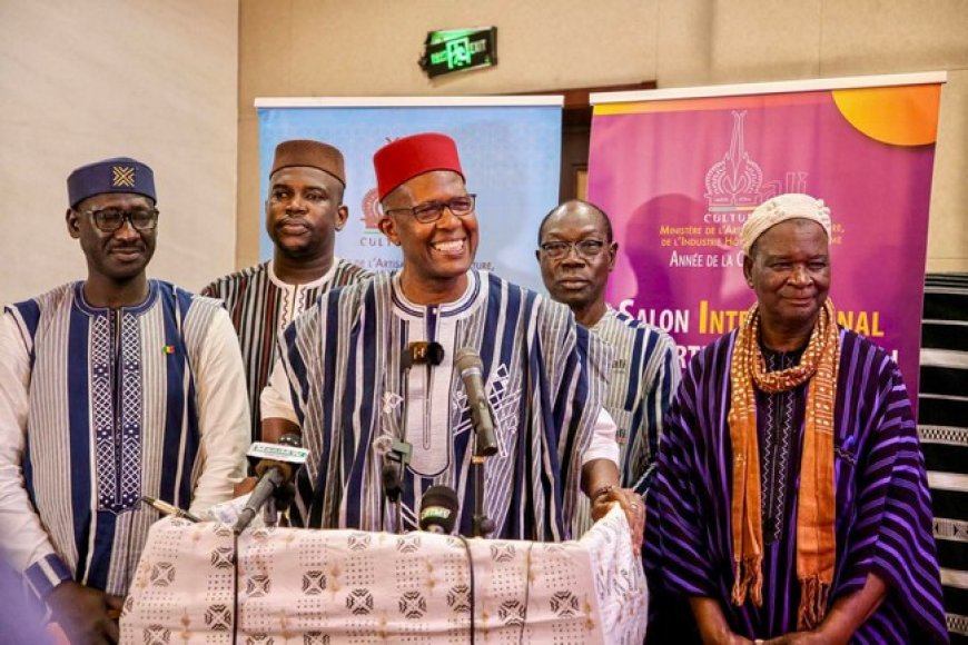 Mamou Daffe, ministre de l'artisanat, de la culture, de l'industrie hôtelière et du tourisme : "Le Siama va célébrer l'unité nationale et d'affirmer l'identité nationale de notre pays"