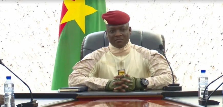 Burkina Faso: le capitaine Ibrahim Traoré confirme l'arrestation de six fonctionnaires ivoiriens