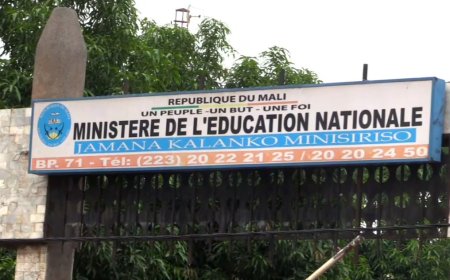 Éducation au Mali : le ministère suspend l’enseignement de la Révolution française dans les classes de 9ᵉ année