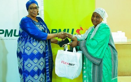 Pmu-Mali / La société "DME" offre 1000 kits scolaires aux revendeurs !