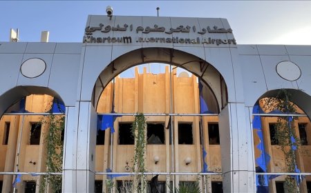 Soudan : les Forces de soutien rapide ciblent à nouveau l’aéroport de Khartoum par des frappes de drones