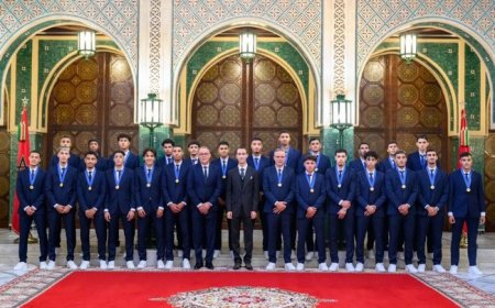 Sur Hautes Instructions de SM le Roi, SAR le Prince Héritier Moulay El Hassan préside une cérémonie offerte par le Souverain en l’honneur des membres de l’Équipe nationale de football des moins de 20 ans, Championne du monde