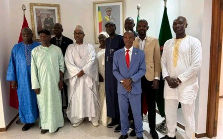 Renforcement des liens d’amitié et de coopération Mali-Maroc :  Des anciens étudiants et stagiaires maliens du Maroc reçus à Rabat par l’ambassadeur Fafré Camara