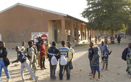 Crise du carburant : Le gouvernement suspend les cours dans tout le pays