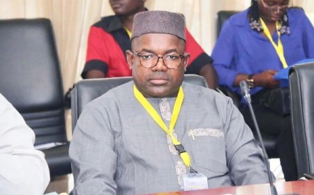 Dr Aly Tounkara sur les médias publics, terrorisme et Transition politique : «il est important, dans les analyses des journalistes, de mettre en dialogue les différents facteurs pour comprendre le phénomène»