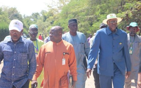 Le Ministre Youba Ba en visite à l’ICRISAT : En ligne de mire, le renforcement de la recherche scientifique pour booster l'élevage et la pêche