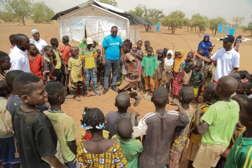 Des enfants dans la comédie : L'exigence de la réglementation