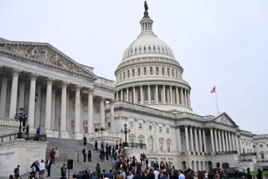 Etats-Unis : le Sénat rejette un projet de loi de finances au premier jour de "shutdown"