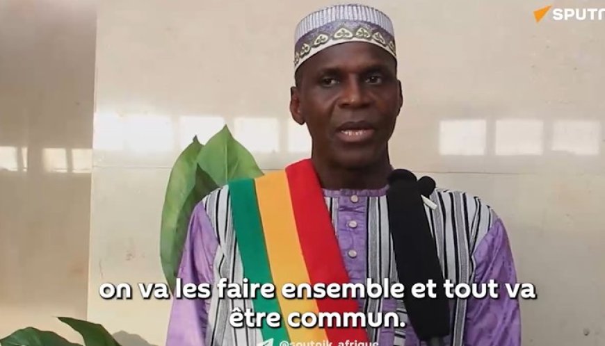 "La défense, la diplomatie et le développement: les '3D', on va les faire ensemble et tout va être commun", dit un membre du CNT-Mali