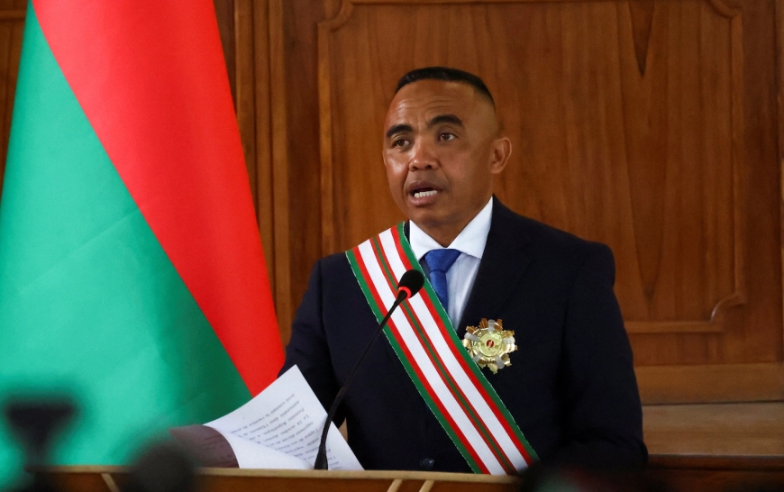 Le colonel Randrianirina investi président de Madagascar