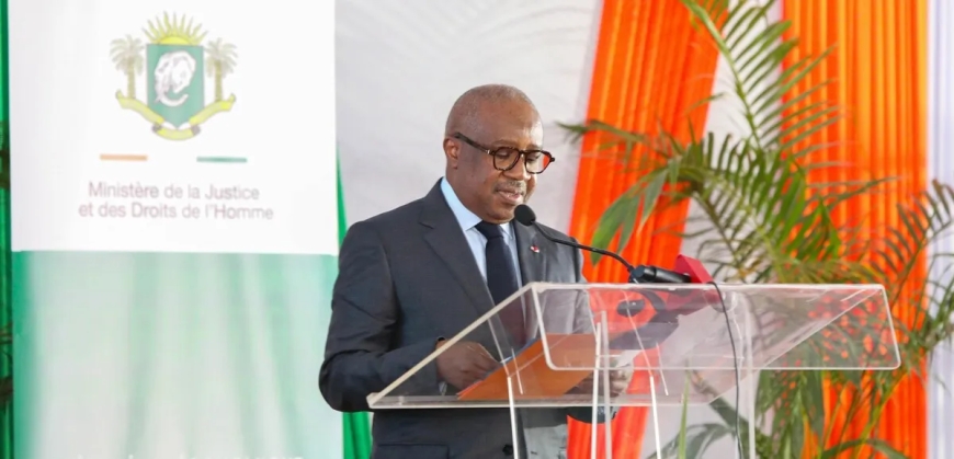 Présidentielle 2025 en Côte d’Ivoire : le gouvernement répond aux critiques d’Amnesty International sur les manifestations