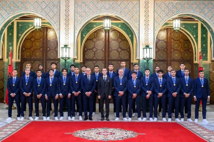 Sur Hautes Instructions de SM le Roi, SAR le Prince Héritier Moulay El Hassan préside une cérémonie offerte par le Souverain en l’honneur des membres de l’Équipe nationale de football des moins de 20 ans, Championne du monde