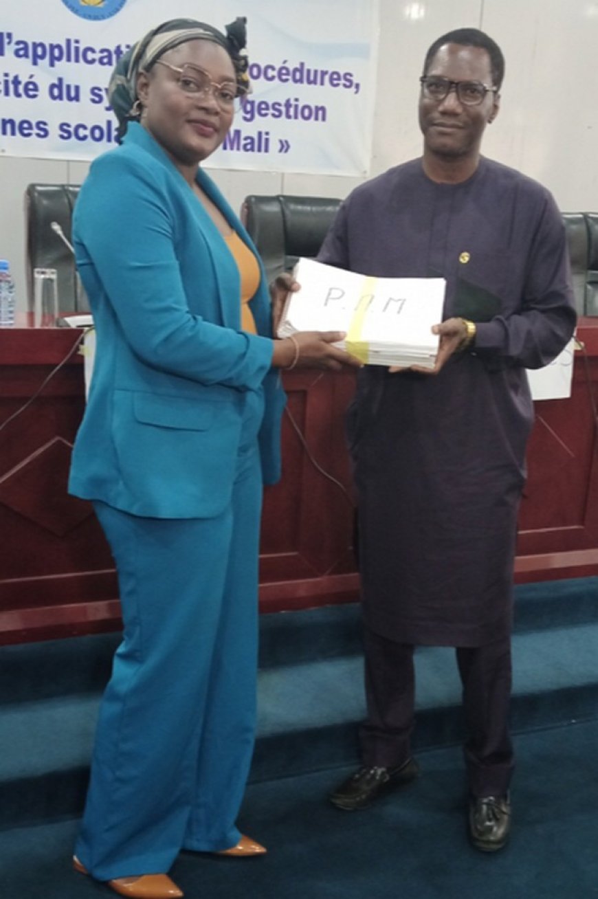 Cérémonie de Remise Officielle du Manuel de Procédures de Gestion des Cantines Scolaires