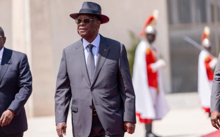 Alassane Ouattara se rend en France, avant son investiture