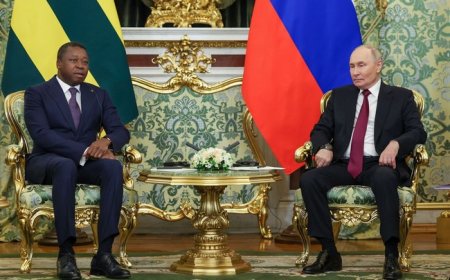 Faure Gnassingbé à Moscou : une diplomatie d’équilibre pour sécuriser l’Afrique de l’Ouest