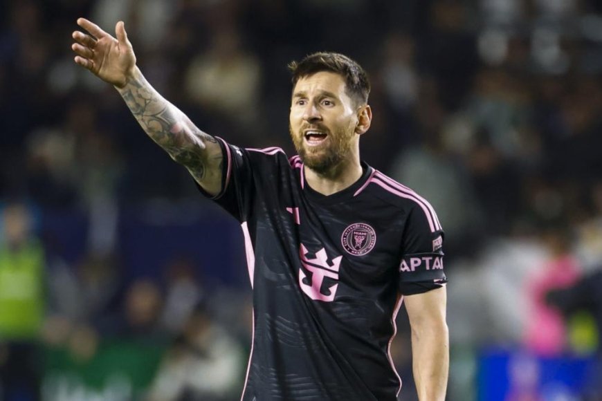 La réponse du FC Barcelone à la visite polémique de Lionel Messi