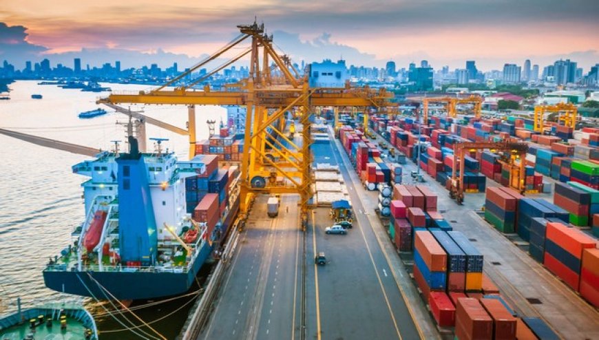 Transport maritime : Le groupe CMA CGM suspend jusqu’à nouvel ordre la livraison des conteneurs vers le Mali