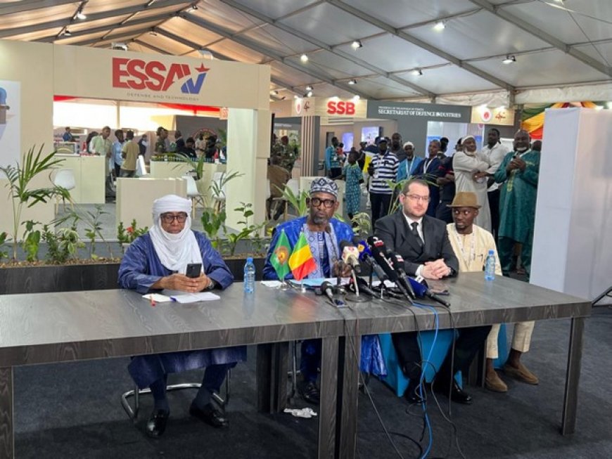 BAMEX'25 : Le Ministre Abdoulaye Diop Échange avec la Presse sur la Situation du Mali