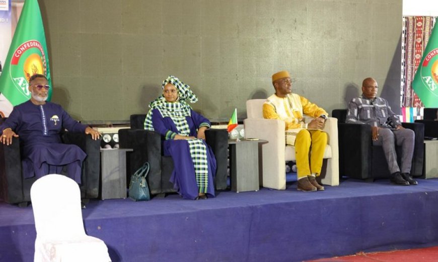 Rentrée solennelle de la formation professionnelle : Oumou Sall Seck loue la contribution du secteur privé au rayonnement économique du Mali