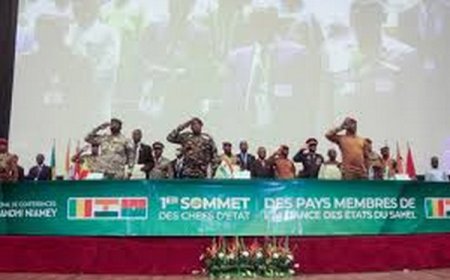 Défense, diplomatie et développement : Au cœur des discussions du sommet des chefs d’État de l'AES à Bamako