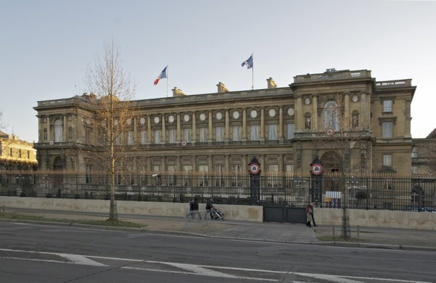 Quand l’Elysée s’acharne contre Koulouba !