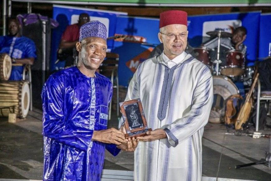 Oumar Baba Traore lors de la nuit AJSM 2025 : "En acceptant d'être le parrain, l'ambassadeur Driss Isbayene confirme toute l'attention que le Maroc s'apprête à offrir au monde du football…"