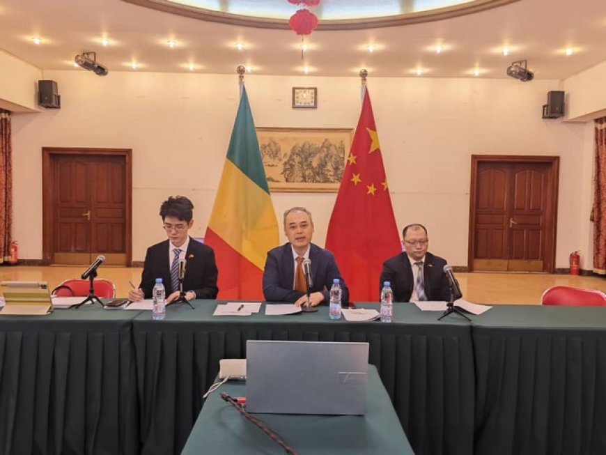 Liu Kaiyuan, chargé d'affaires A.I. de l'ambassade de Chine  au Mali lors de la visio-conference de presse