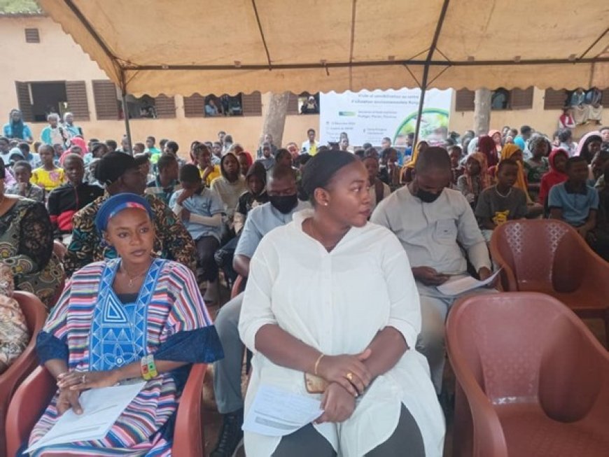 L’École publique de l’OPAM de Qinzambougou commémore la Semaine de la diplomatie climatique édition 2025
