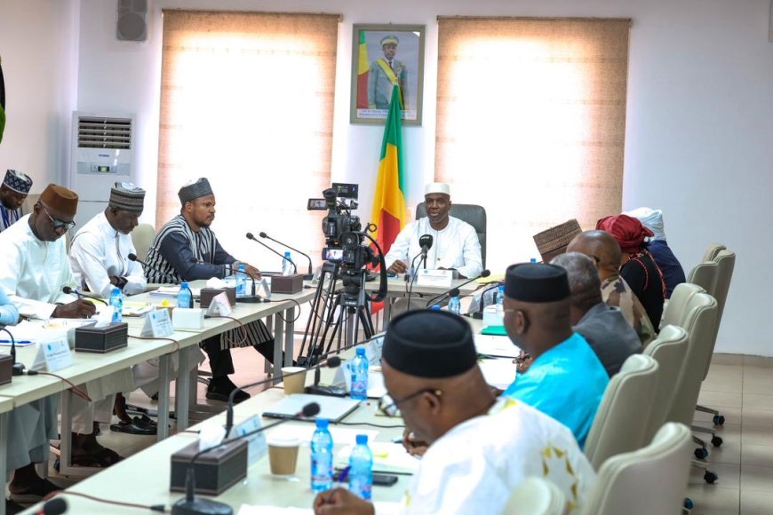 AGEFAU : le Premier ministre Abdoulaye Maïga préside la 10e session du Conseil d’administration