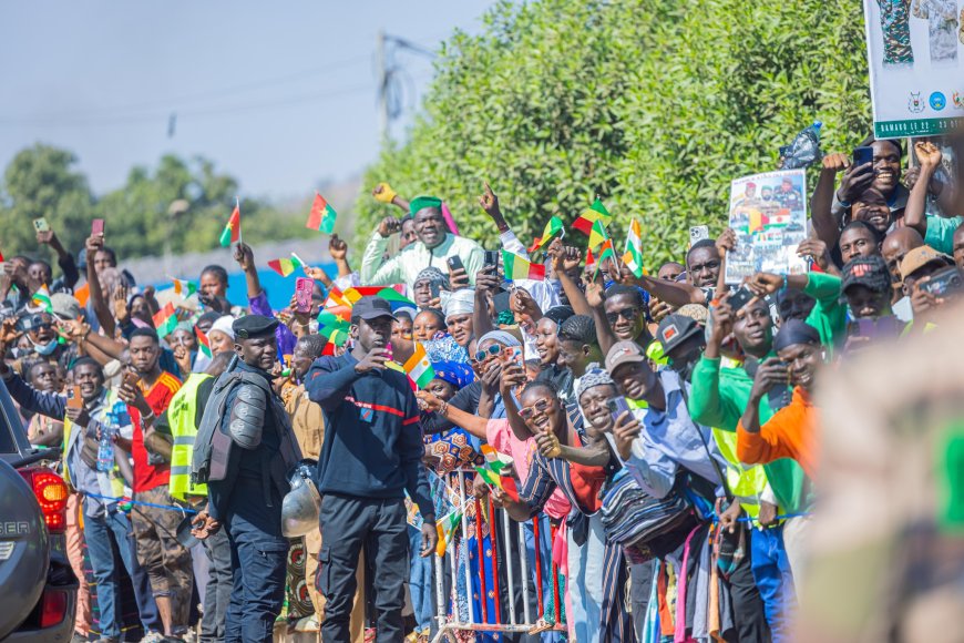 Sommet de l’AES à Bamako : le Président nigérien Abdourahamane Tiani accueilli dans une ferveur populaire