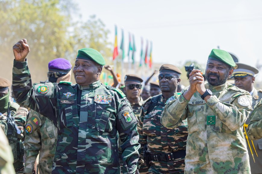 Sommet de l’AES à Bamako : le Président nigérien Abdourahamane Tiani accueilli dans une ferveur populaire