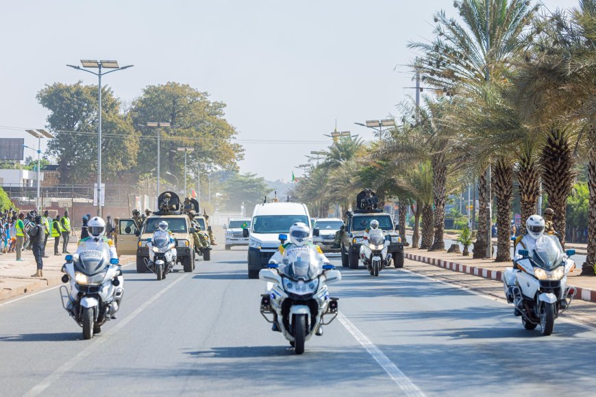 Sommet de l’AES à Bamako : le Président nigérien Abdourahamane Tiani accueilli dans une ferveur populaire